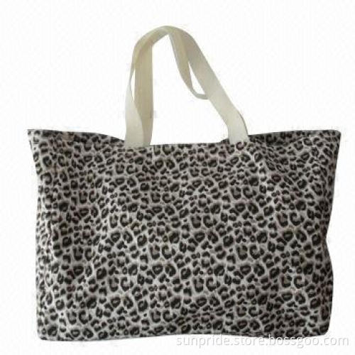 Stylish, New Fashion Beach Tote Bags, Made of Nylon with Cotton Cord Handle, Measuring 39x27x6cm
